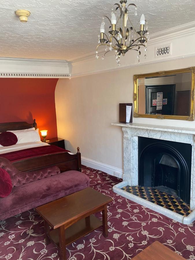 The Tudor Hotel Bridgwater Ngoại thất bức ảnh