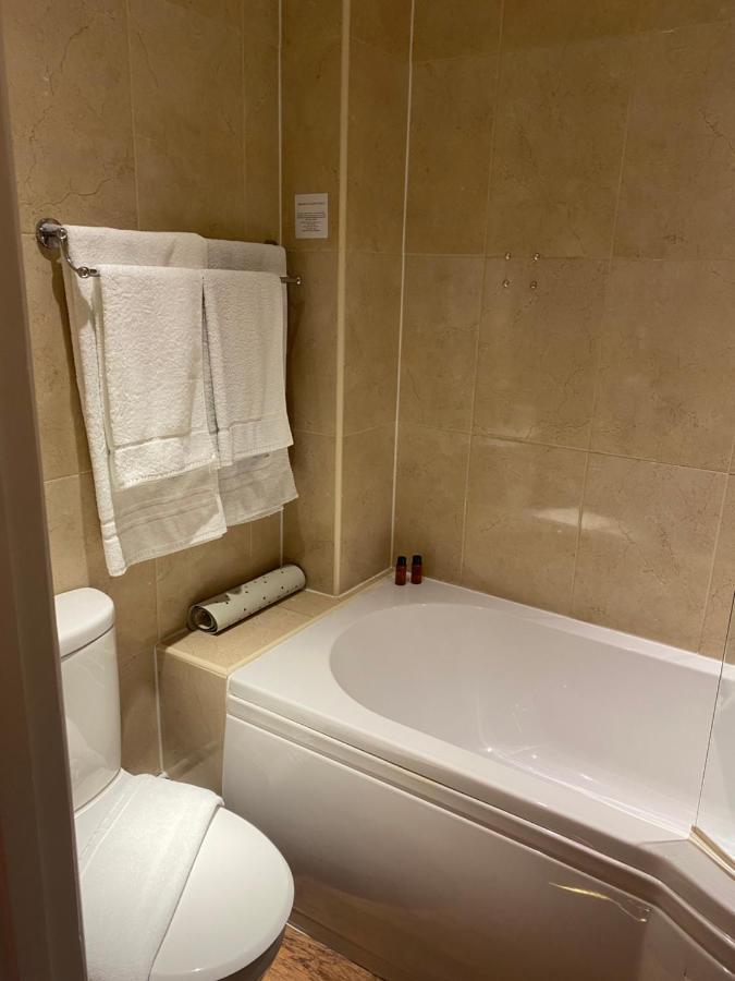 The Tudor Hotel Bridgwater Ngoại thất bức ảnh