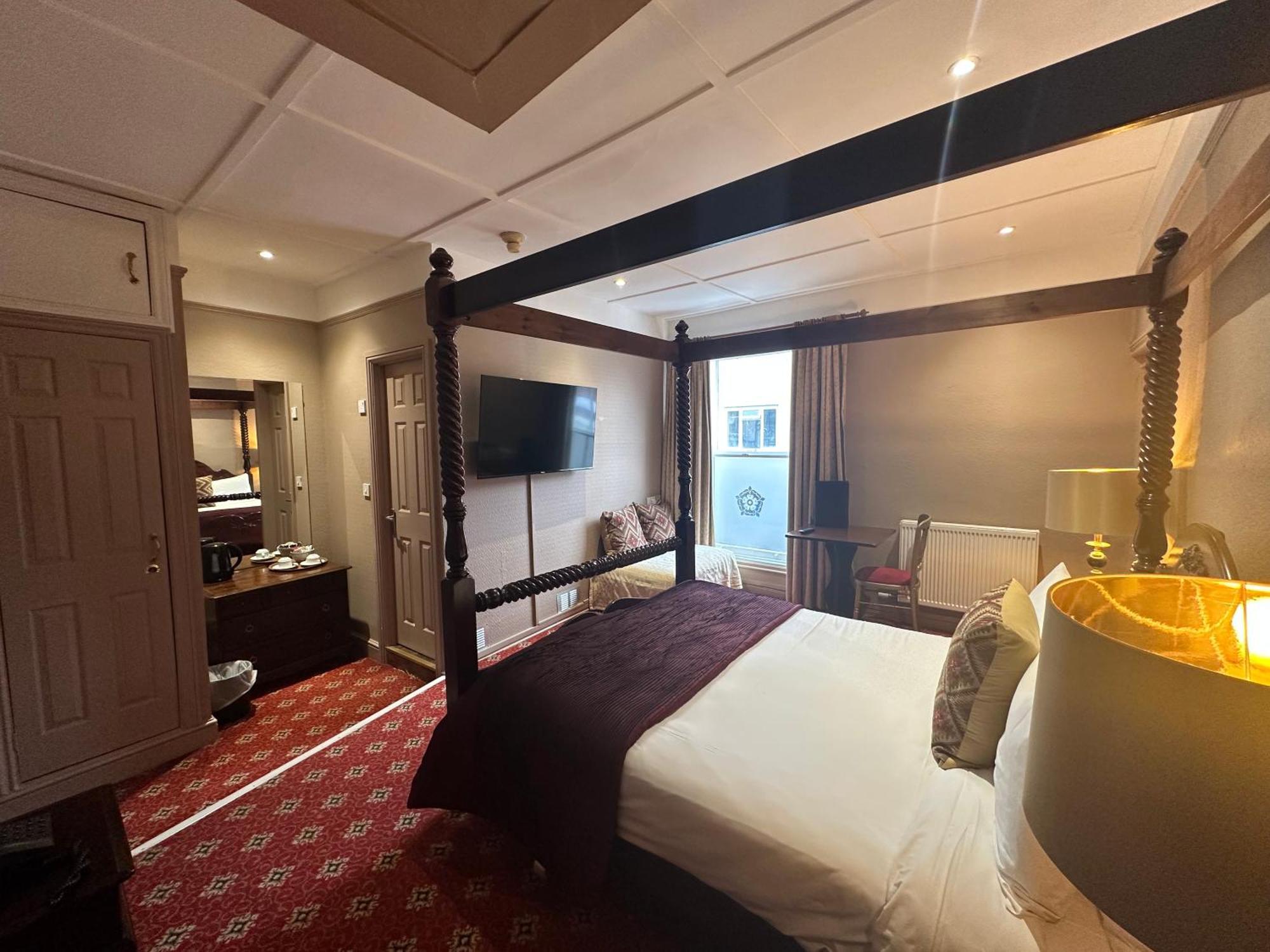The Tudor Hotel Bridgwater Ngoại thất bức ảnh